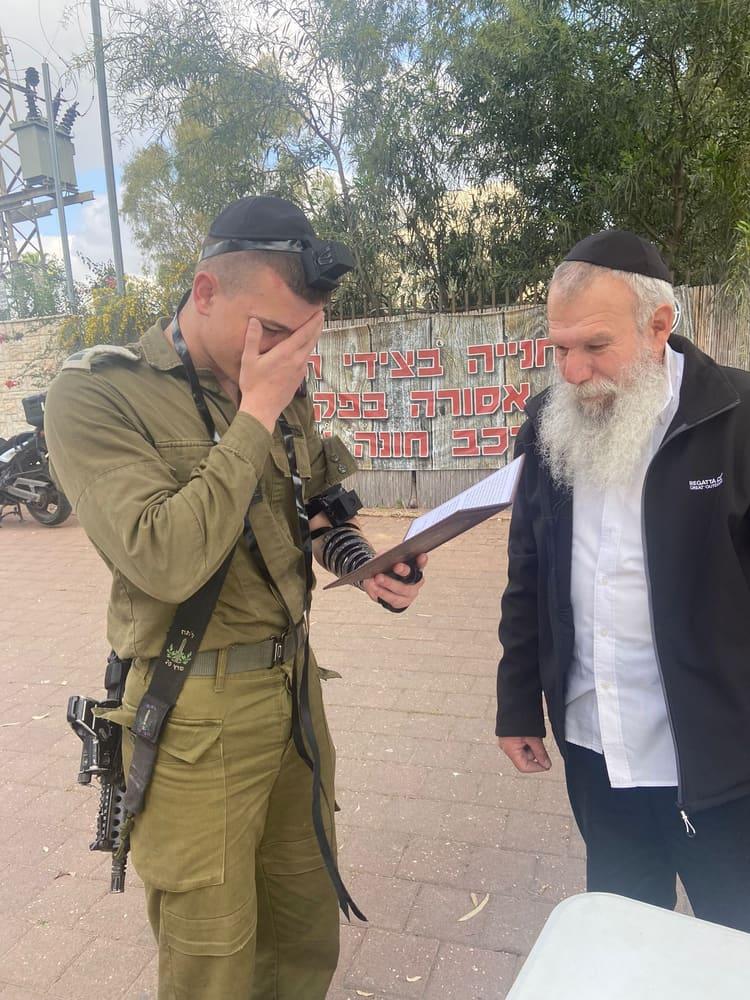 בית חבד במחנה בר-לב 3